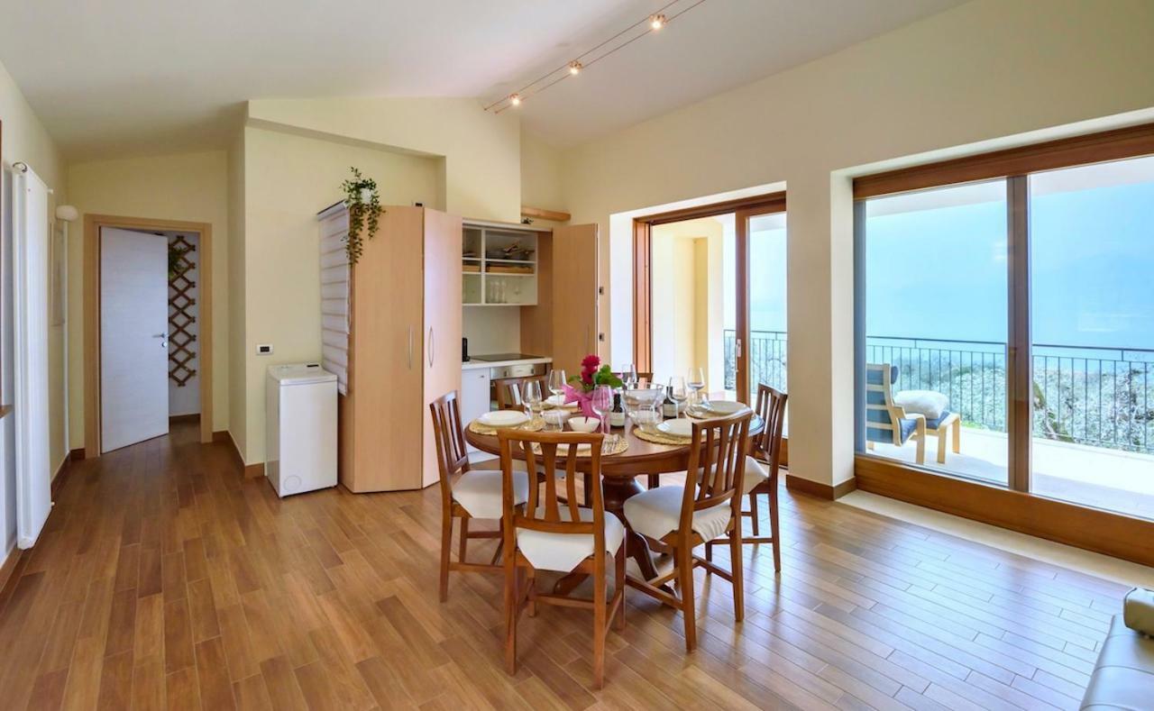 Maison Balu Villa Torri Del Benaco Eksteriør bilde